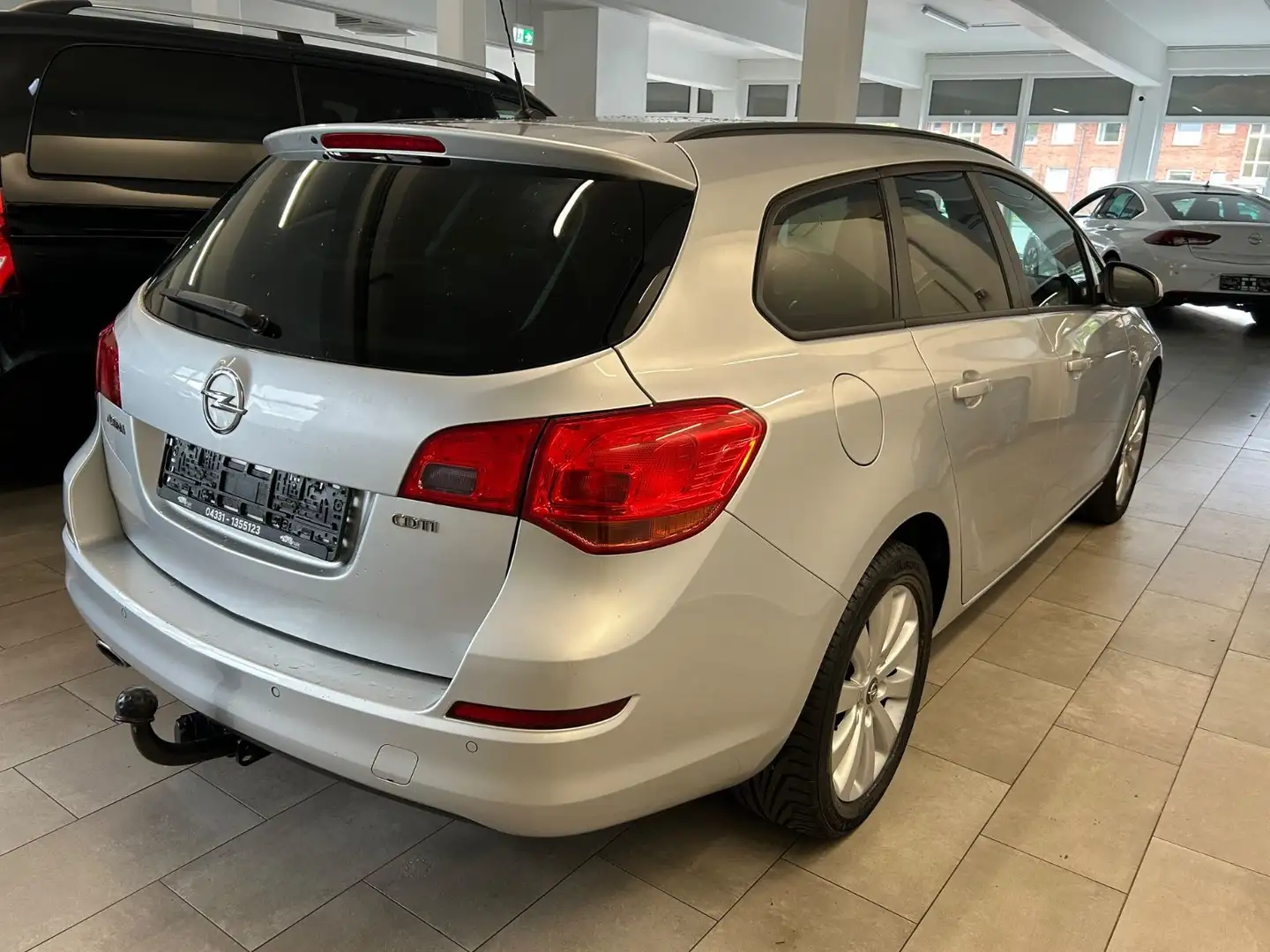 Opel Astra J Sports Tourer 150 Jahre Opel Silber - 2