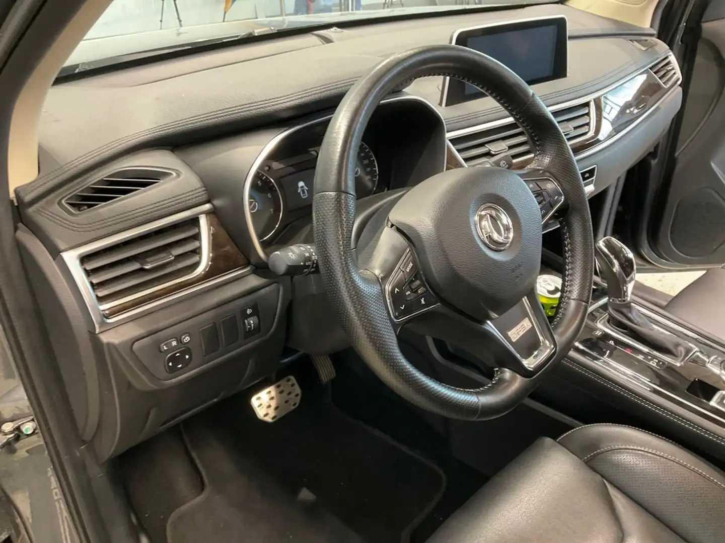 SsangYong Torres 1.5 Clever 4x2 Grau - 2