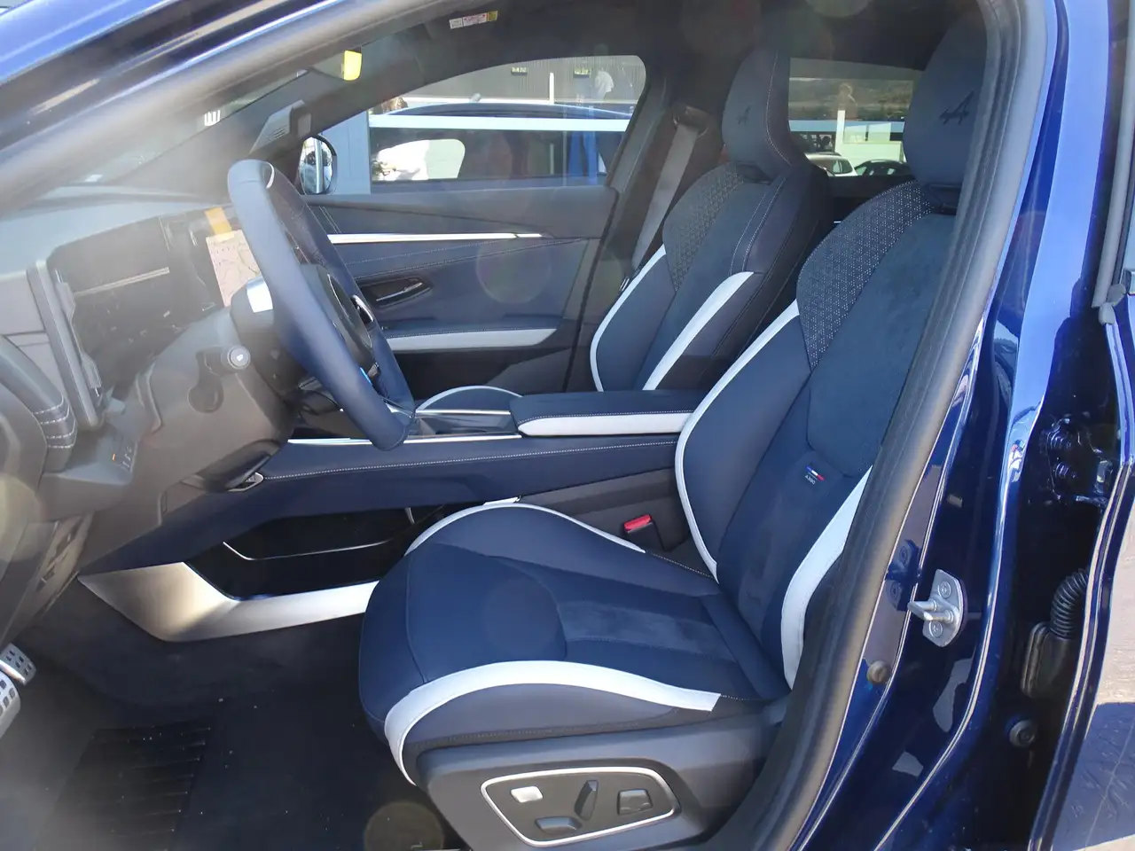 Alpine A390 2026 — фото 8