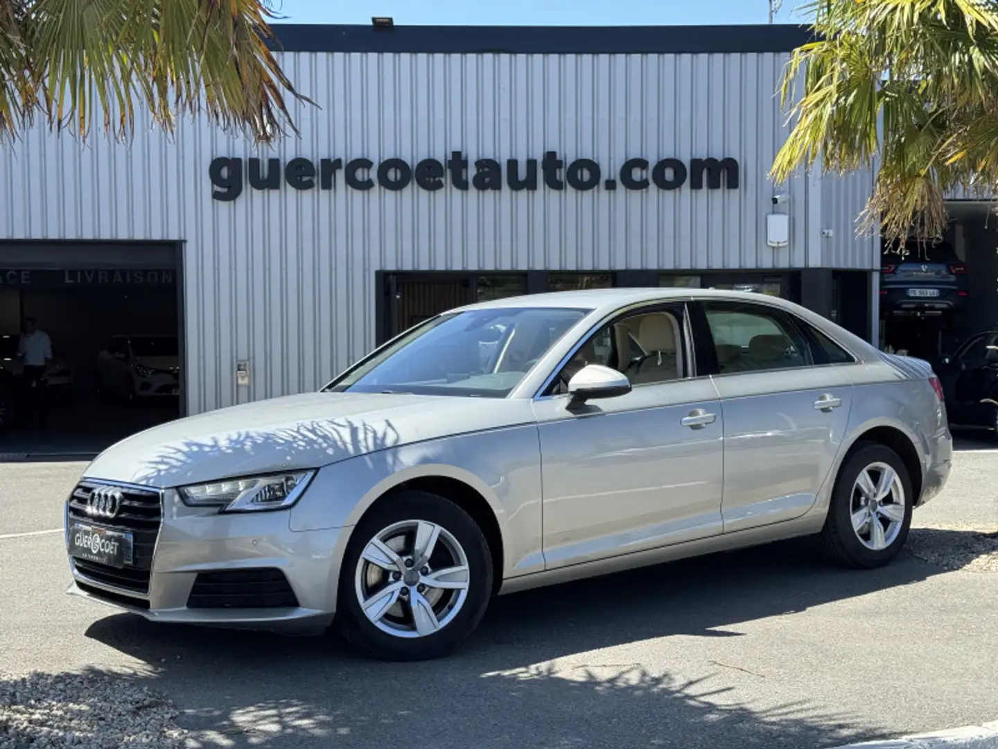 Audi A4 2.0 TDI 150CH S TRONIC 7 Gris - 1