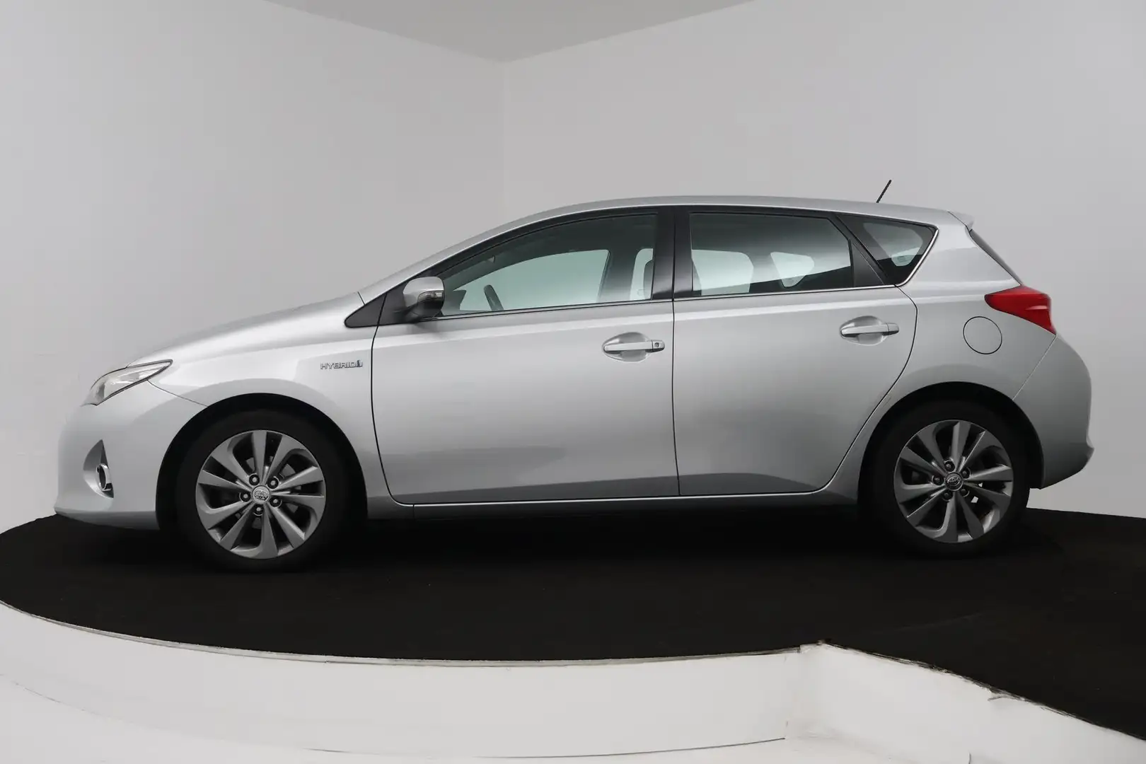 Toyota Auris 1.8 Hybrid Lease (ACHTERUITRIJCAMERA, AUTOMAAT, NA Gris - 2