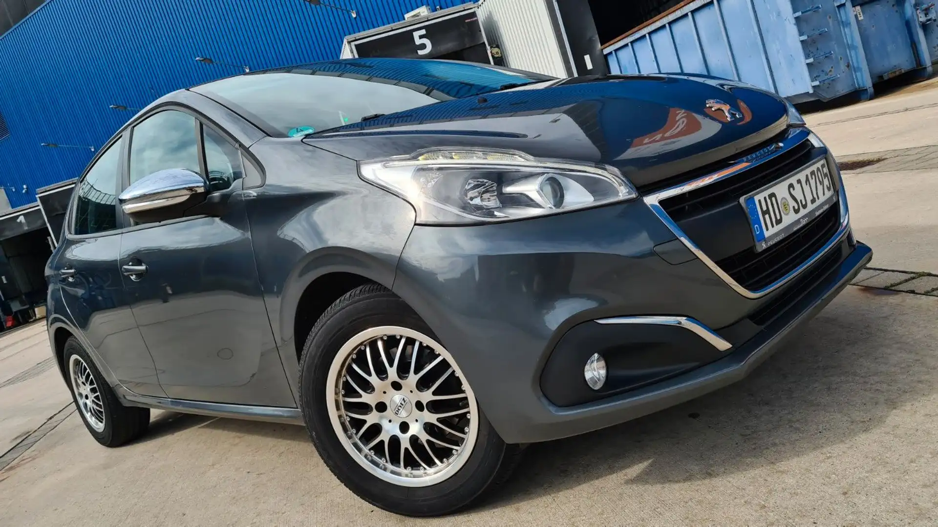 Peugeot 208 TÜV +GARANTIE+PARKS+KLIMA+5TÜRIG+SCHECKHEFT Grau - 2