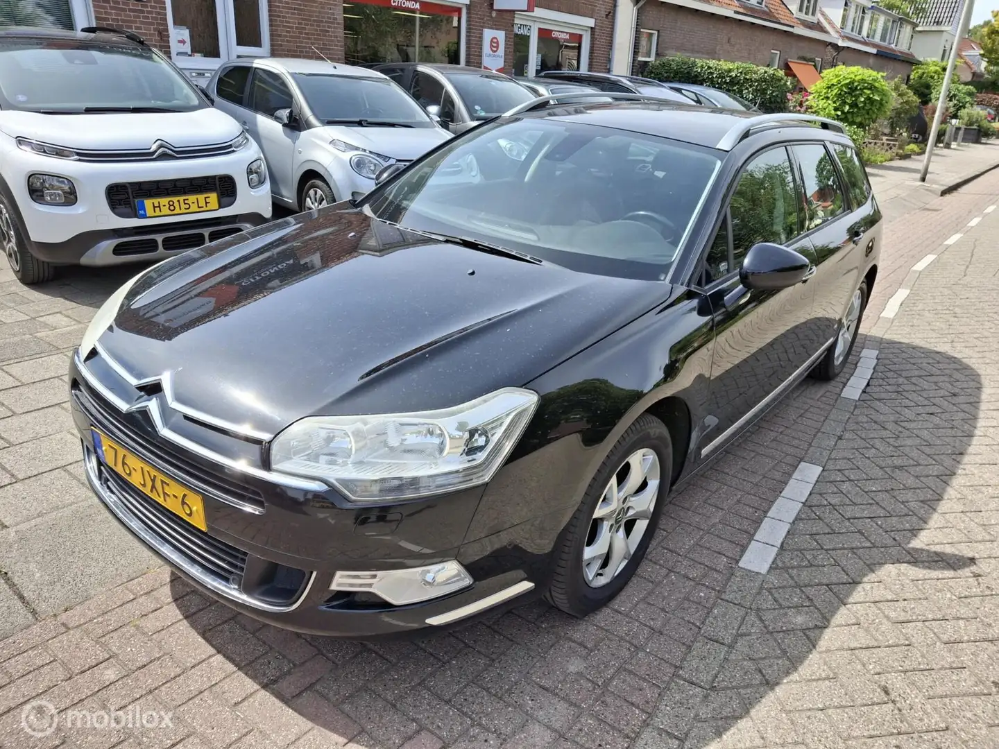 Citroen C5 Tourer 2.0 16V Comfort Zwart - 1