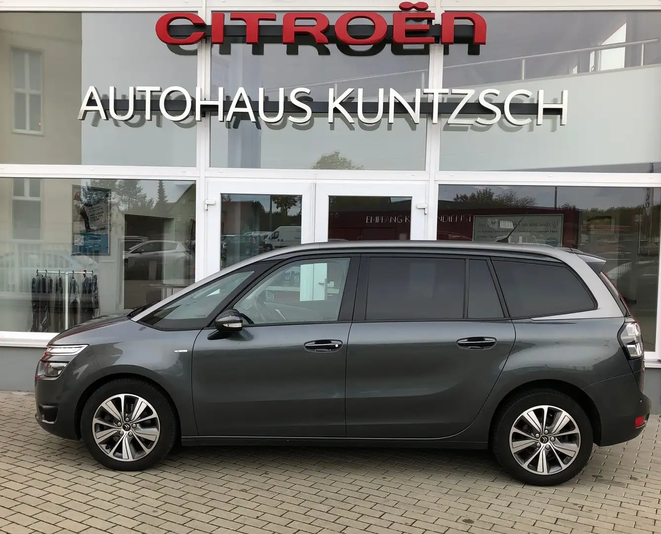 Citroen Grand C4 Picasso BlueHDi 150 EAT6 Exclusive Automatik / 7 Sitzer Grijs - 1