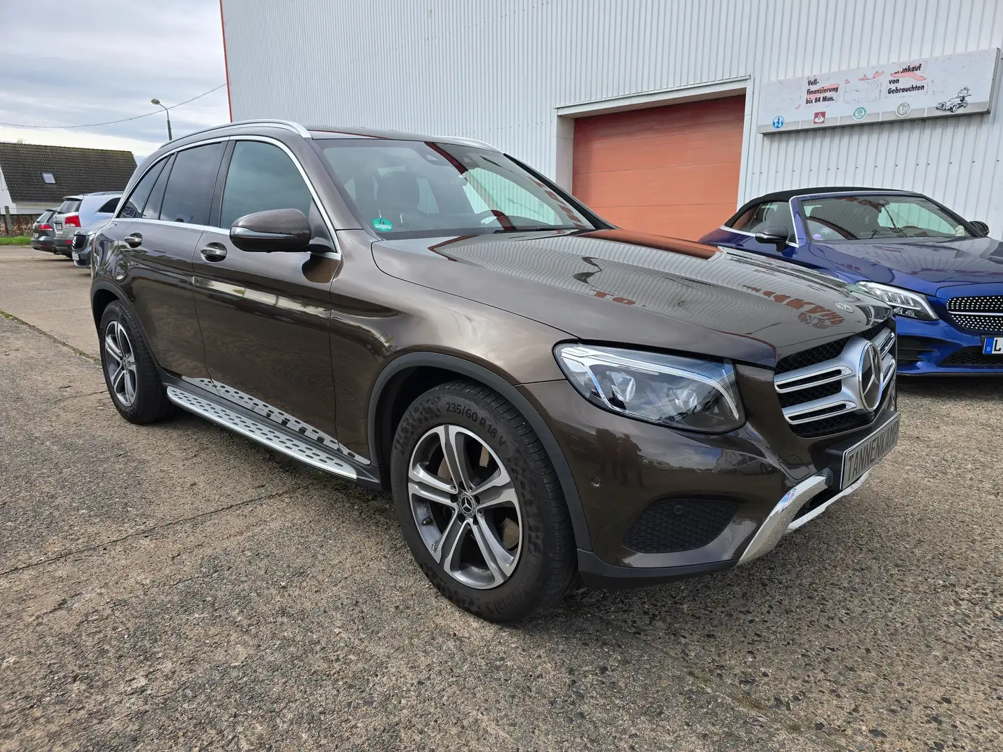 Mercedes-Benz GLC 250 GLC 250 d 4Matic Distronic Burmester ILS AHK Braun - 1