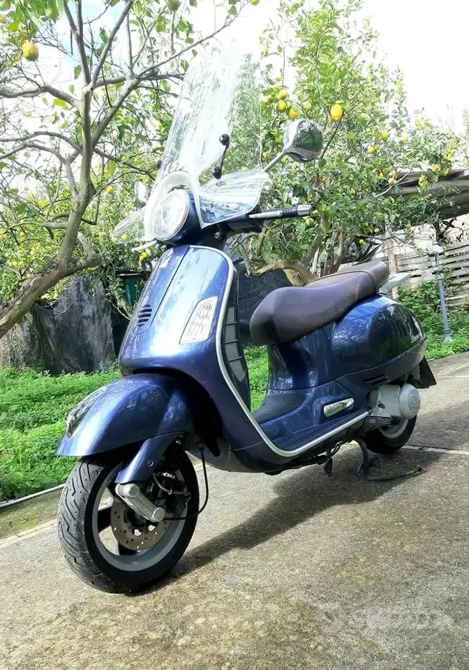 Piaggio GT 200