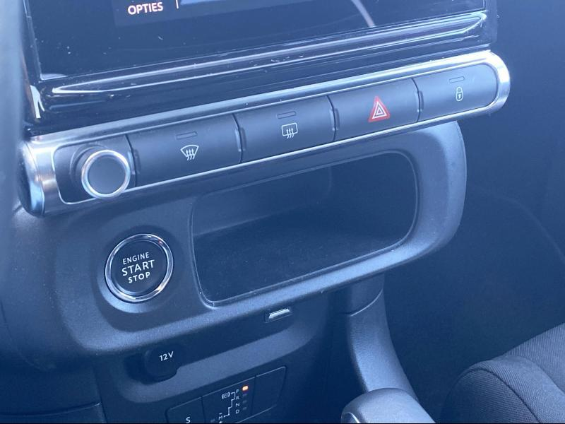 Citroen C3 1.2 PT 110 EAT6 Shine — photo 23