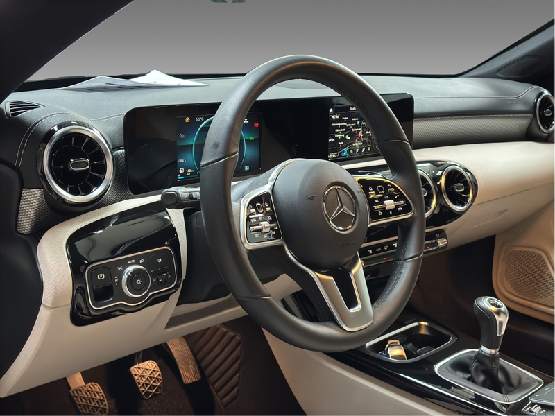 Mercedes-Benz CLA 180 Leder Navi Kamera 1.Hd — photo 6