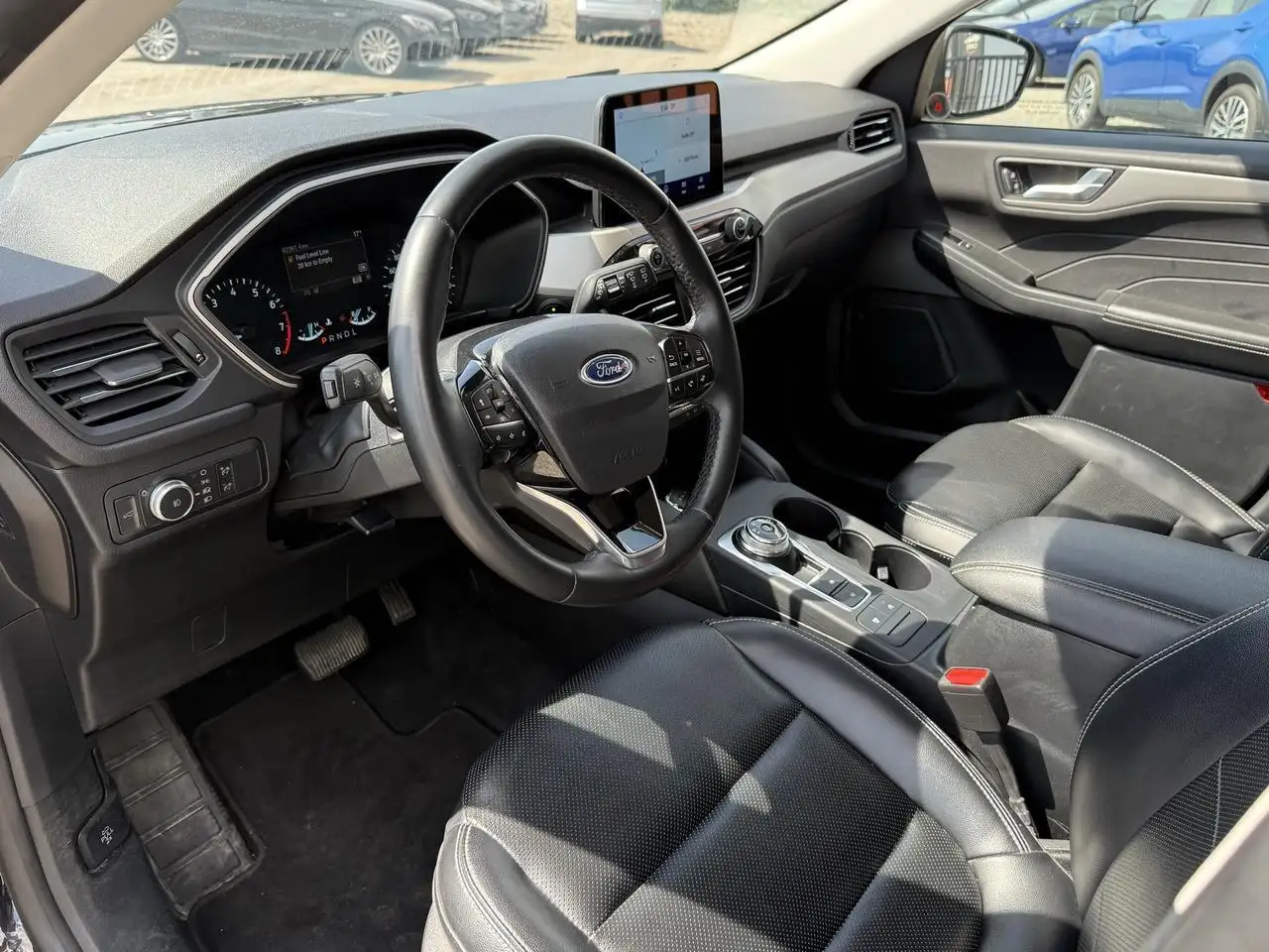 Ford Escape снимка Ford Escape