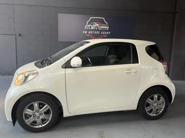 Toyota Iq view 6