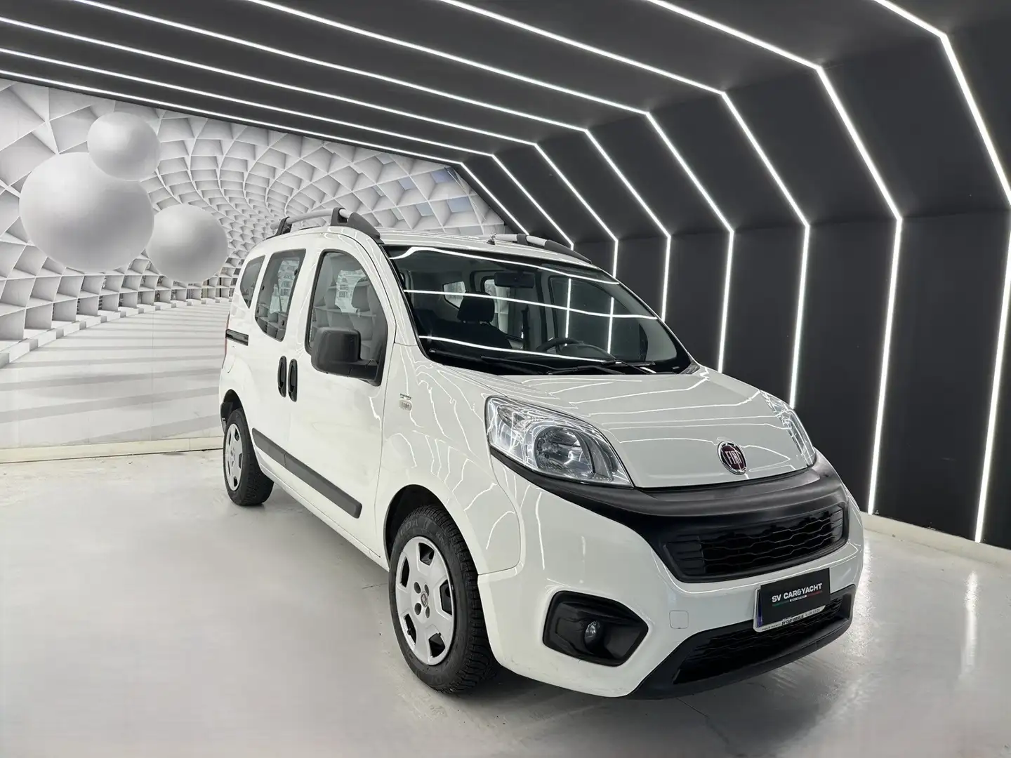Fiat Qubo 1.3 MJT-LOUNGE-KM CERTIFICATI-12 M GARANIA-PERMUTE Bianco - 2