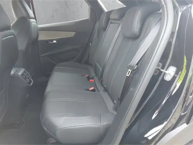 Peugeot 3008 view 8