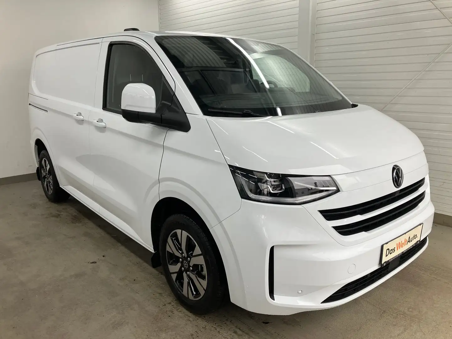 Volkswagen T7 Transporter VW Transporter T7 Kastenwagen TDI 4MOTION Weiß - 1