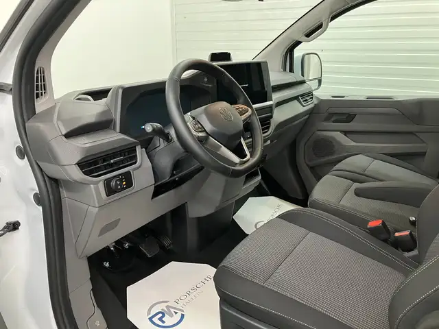 Volkswagen T7 Transporter VW Transporter T7 Kastenwagen TDI 4MOTION Ansicht 8