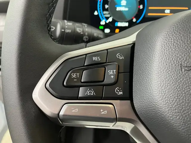 Volkswagen T7 Transporter VW Transporter T7 Kastenwagen TDI 4MOTION Ansicht 9