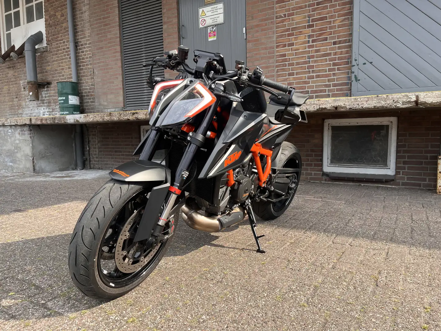 KTM 1290 Super Duke R KTM Super Duke R / Track+Tech Pack / Gen3 - 2
