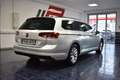 Volkswagen Passat 2.0 TDI Business Aut. Navi LED ACC Kamera Silber - thumbnail 4