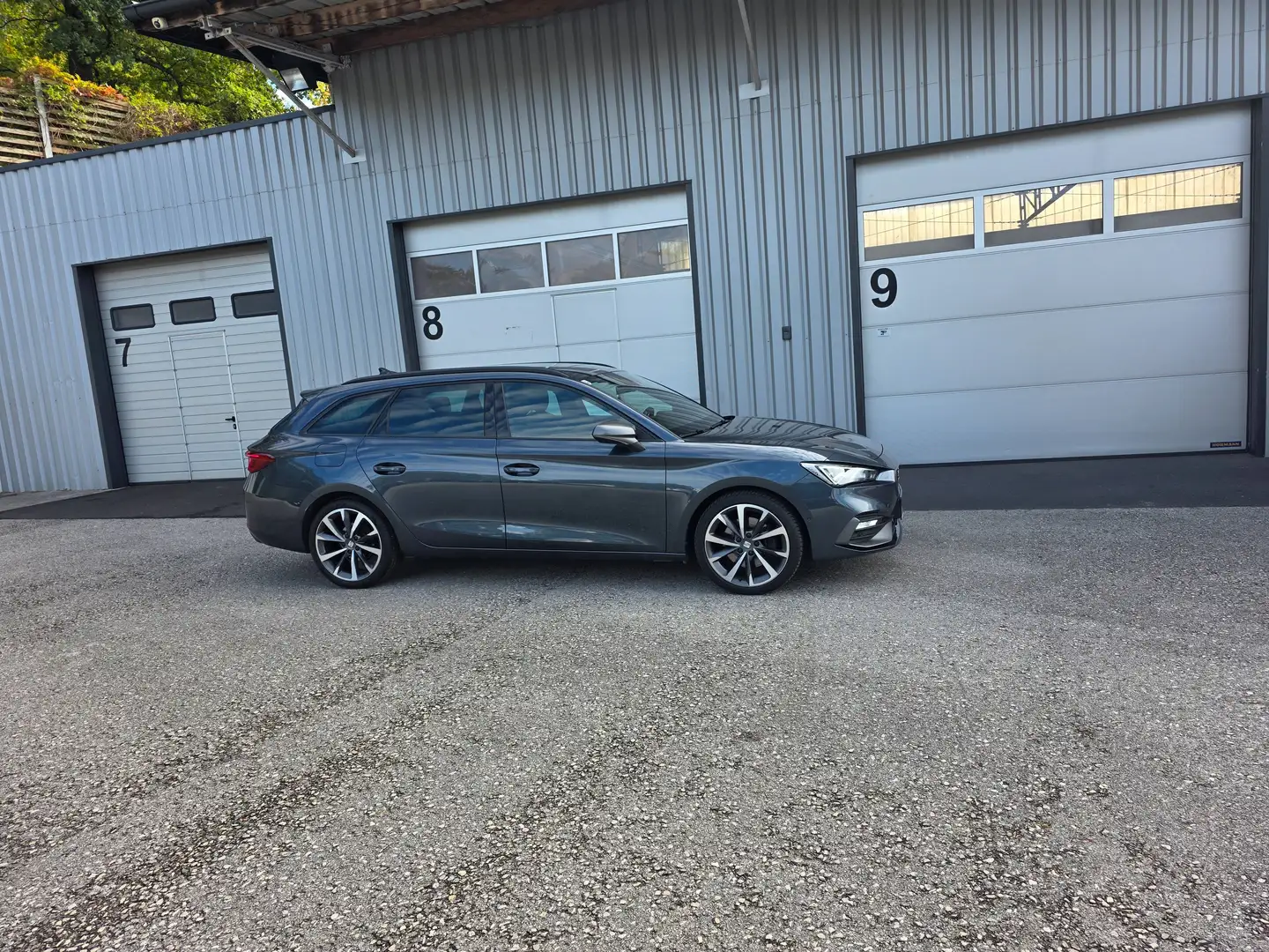 SEAT Leon FR Grau - 1