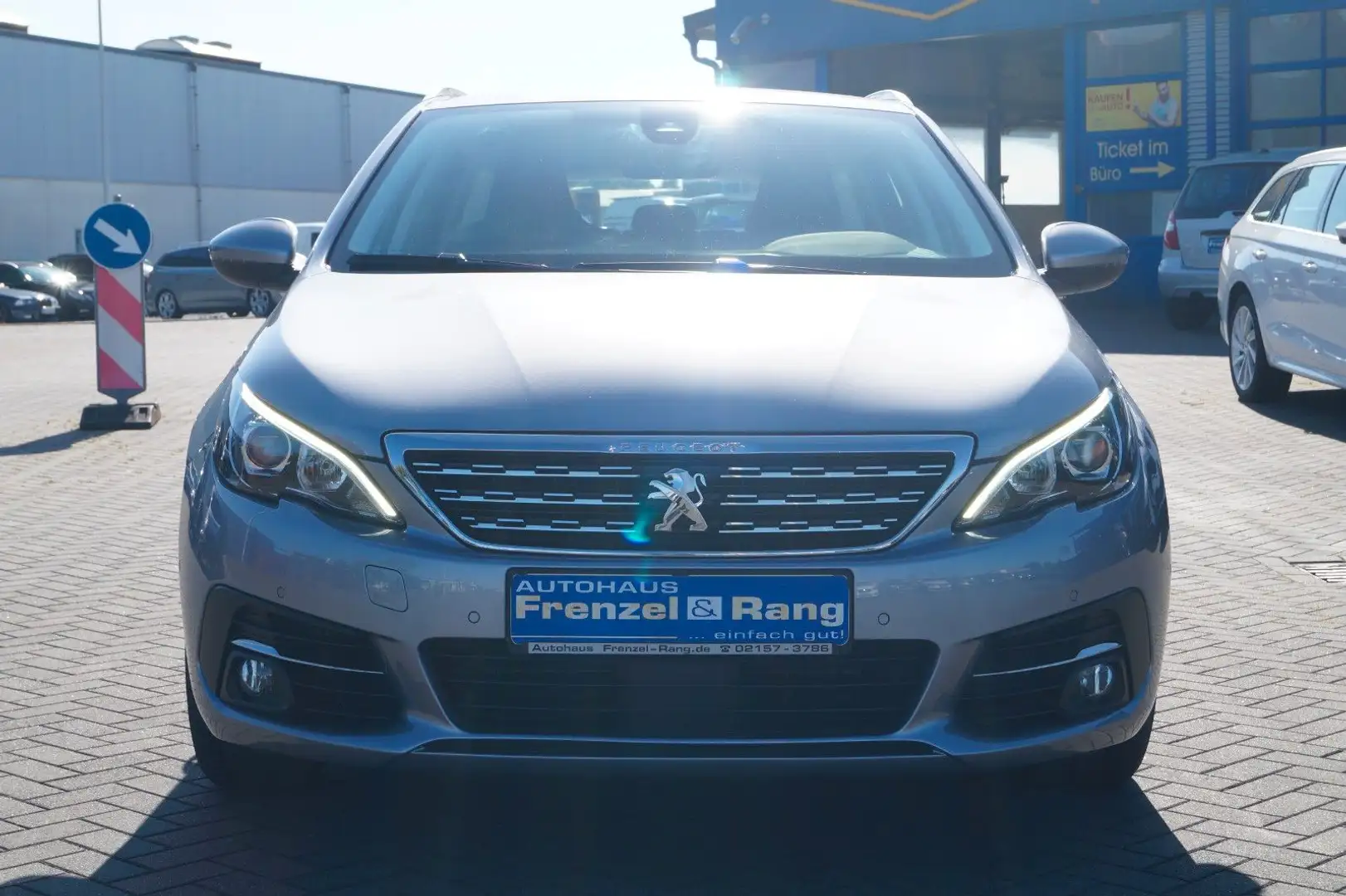 Peugeot 308 SW Allure *Navi*Side*DAB*Front*SHZ*PDC*Klima Argent - 2