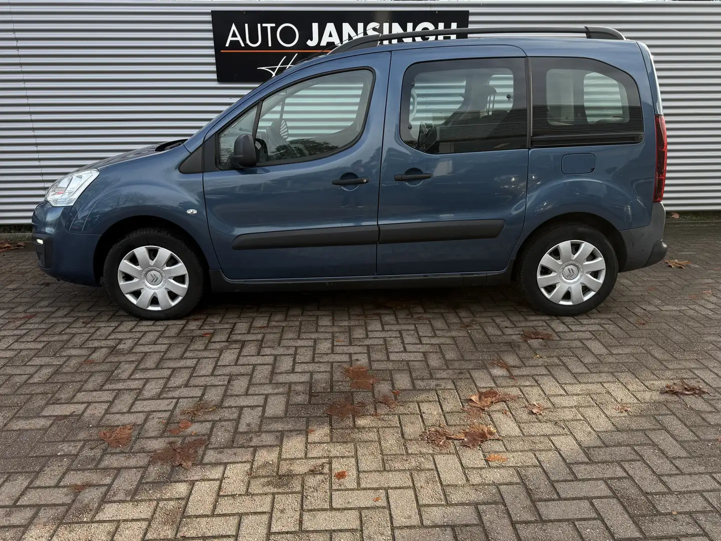 Citroen Berlingo 1.2 PureTech XTR met 99.516km!! | PDC V+A | Climat Blau - 2