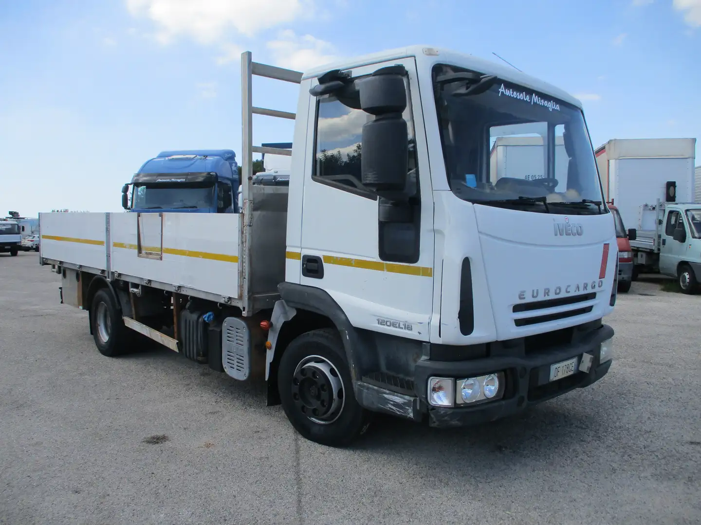 Iveco EUROCARGO 120 EL 18 E5 P.3690 CASSONE DA 5.40 METR Blanc - 1
