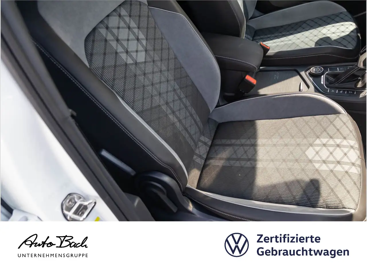 Volkswagen Tiguan Allspace 2.0 TSI DSG R-Line 4MOTION, Pano 20