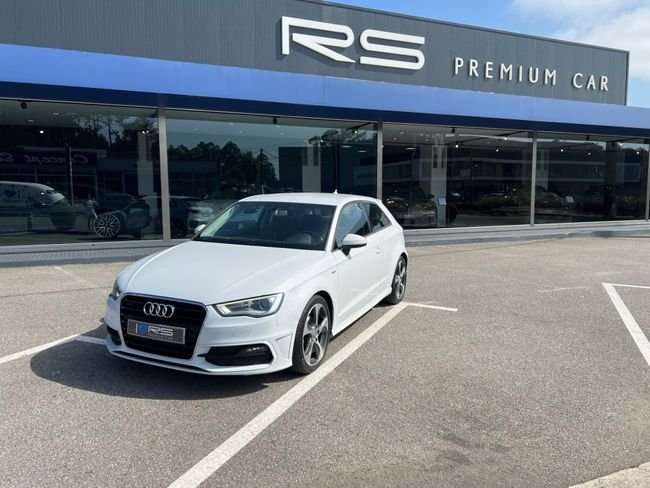 Audi A3 Sline 1.6 TDI - foto 1