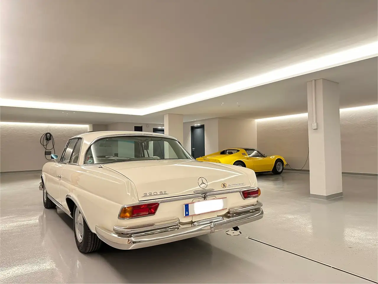 Mercedes-Benz 220 SE Coupe W111, foto 6