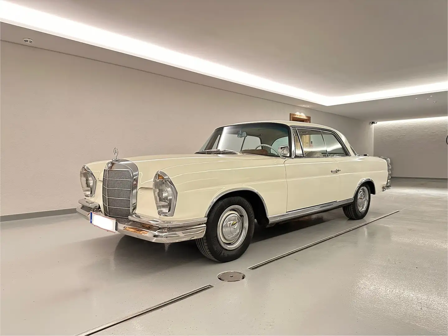 Mercedes-Benz 220 SE Coupe W111 Weiß - 1