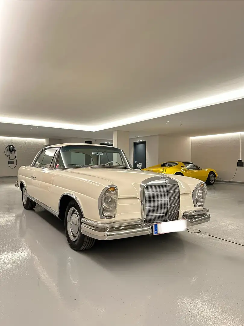 Mercedes-Benz 220 SE Coupe W111 Weiß - 2
