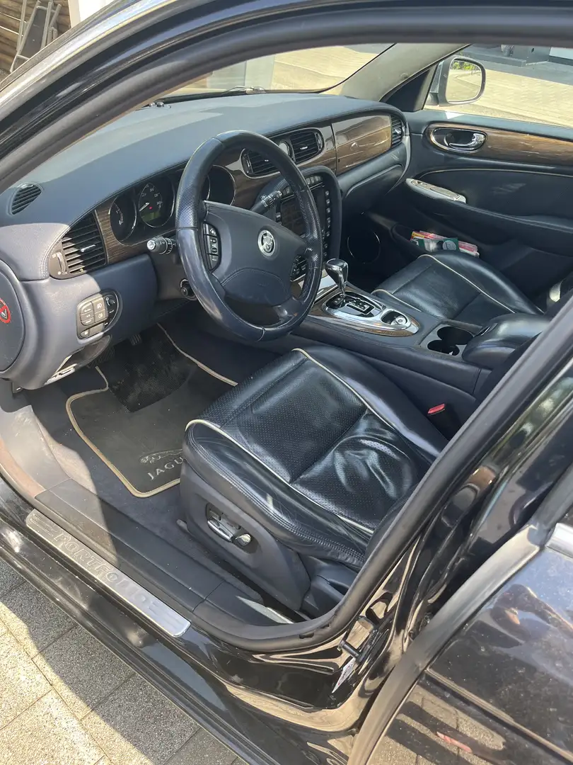 Jaguar XJ 2,7 V6 Ds. Executive Aut. Grün - 2