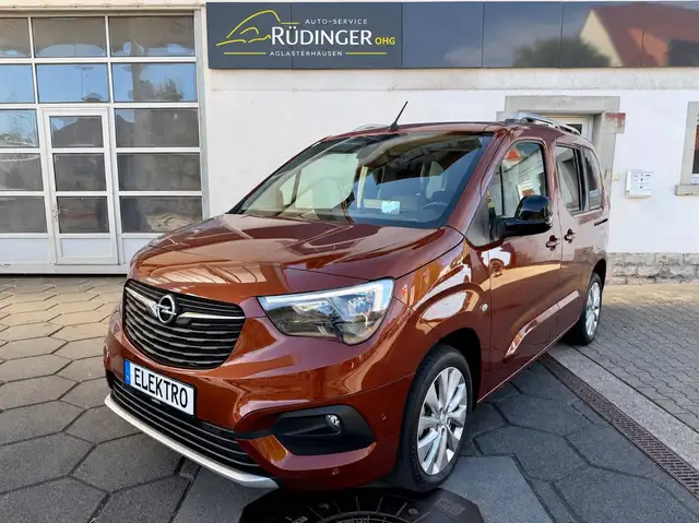 Opel Combo-e Life - e Ultimate SoH 93,7% HUD/PANORAMA/NAVI/ALU/180° KAMERA/TOTWINKEL