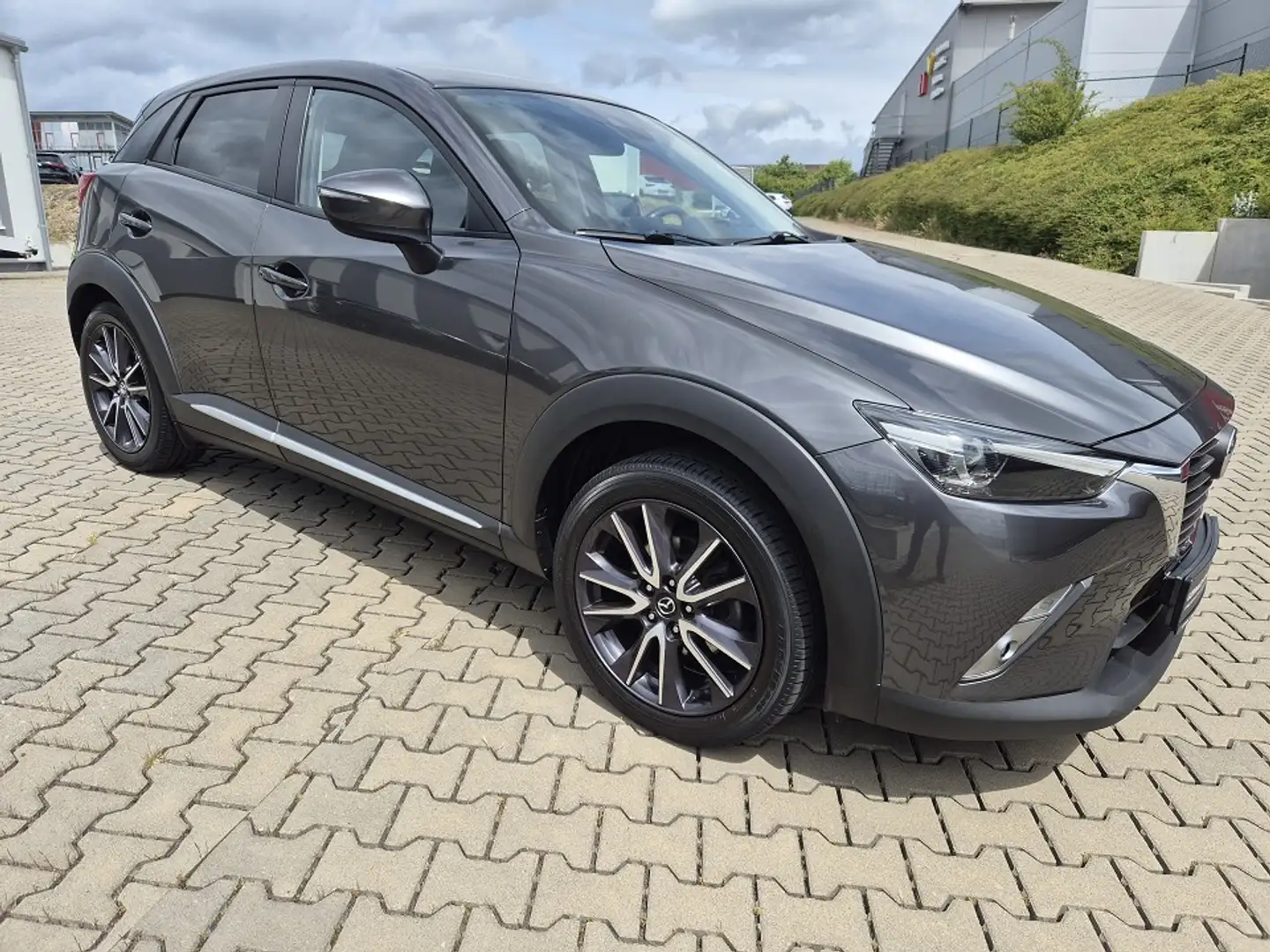 Mazda CX-3 SKYACTIV-G 120 FWD 88 kW (120 PS) Gris - 1