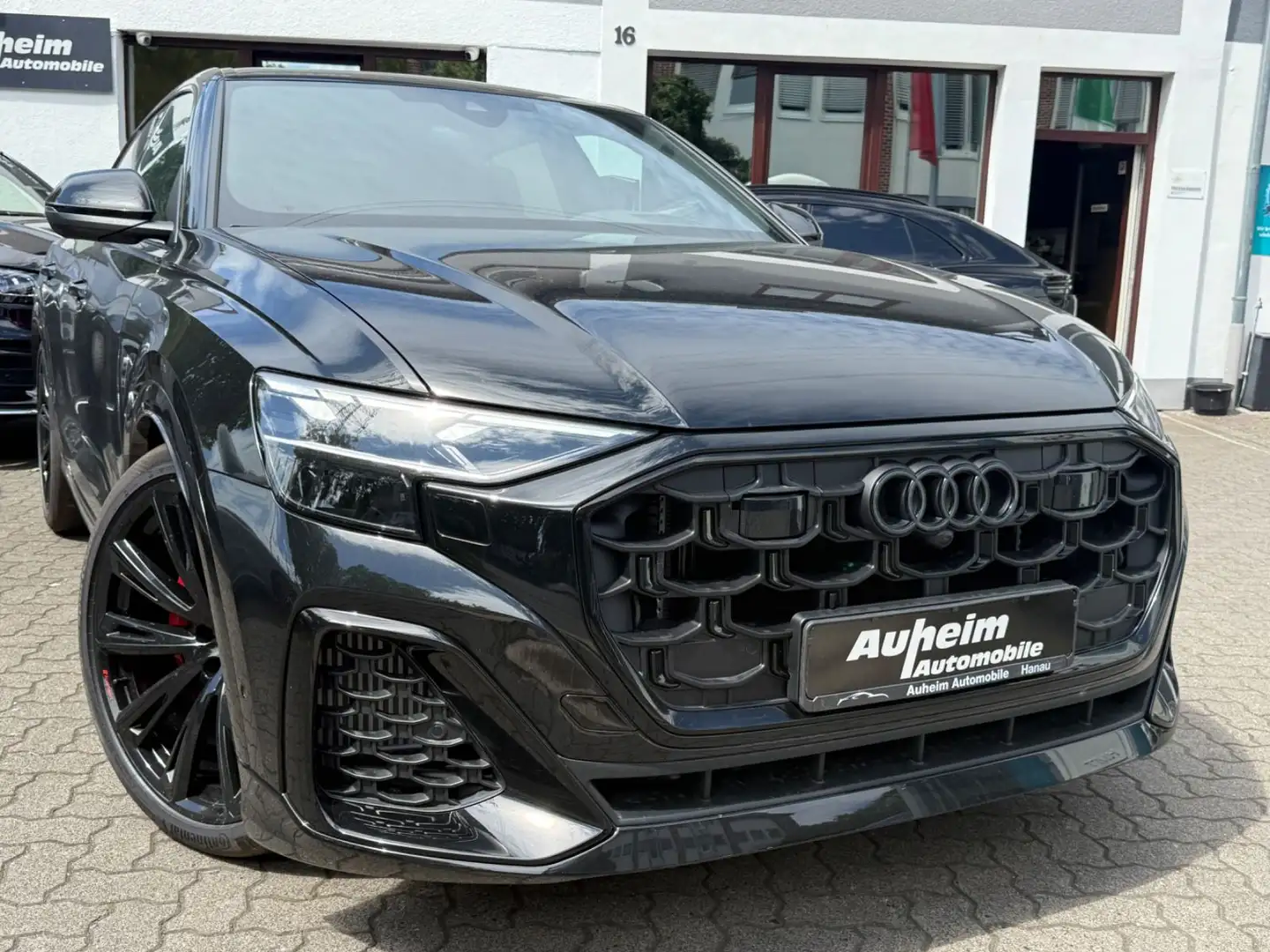 Audi SQ8 4.0 TFSI Facelift MY 2026 Schwarz - 1