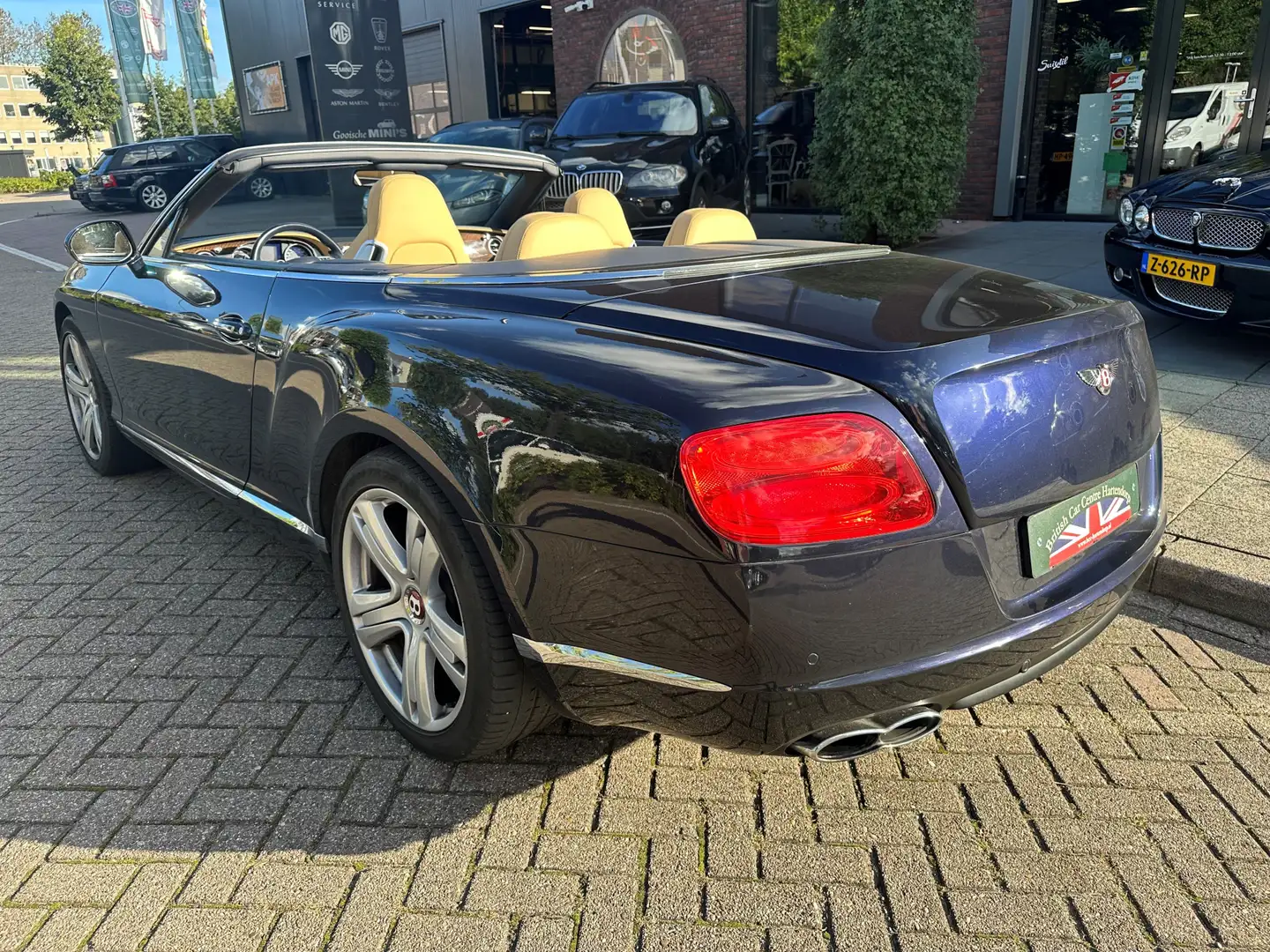 Bentley Continental GTC 4.0 V8 Red Label Синий - 2