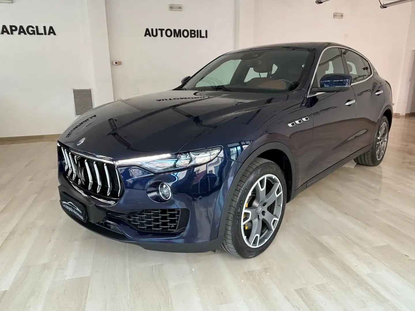 Maserati Levante 3.0d V6 Granlusso 275cv 2018 Blu/Azzurro - 1