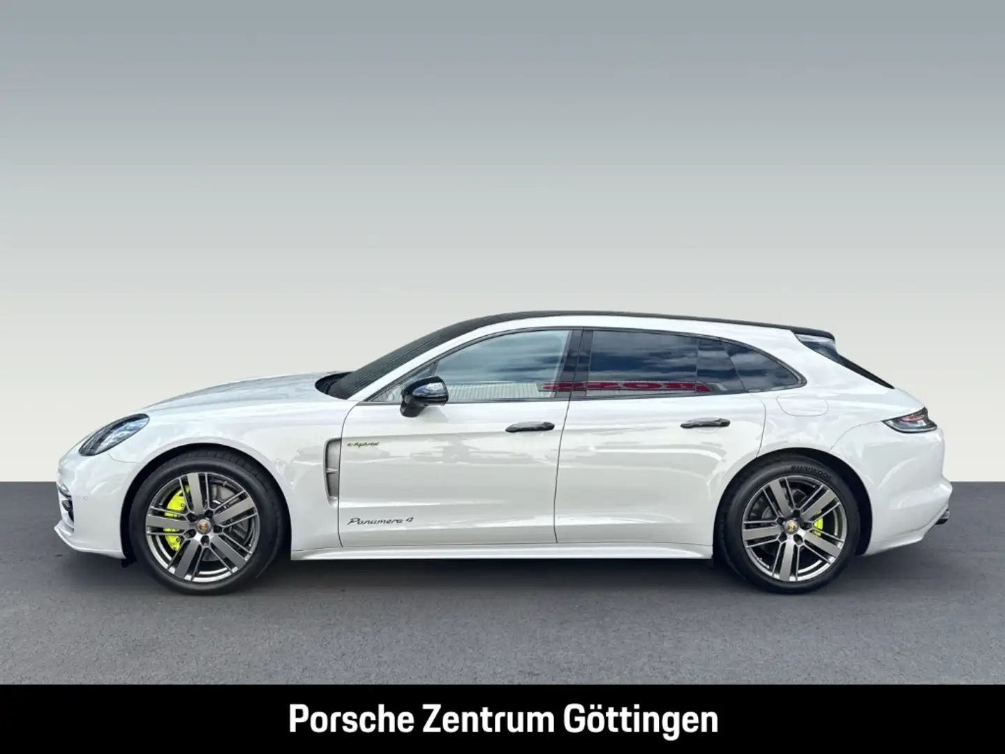 Porsche Panamera 4 E-Hybrid Sport Turismo Platinum Edition Wit - 2