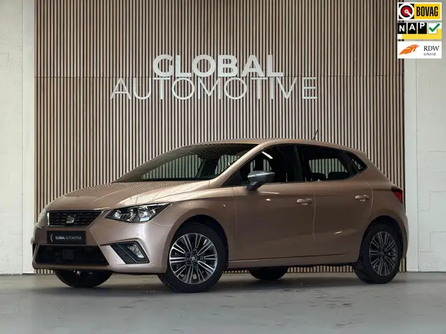 SEAT Ibiza 1.0 TSI Excellence - AUTOMAAT - LICHTMETALEN VELGE