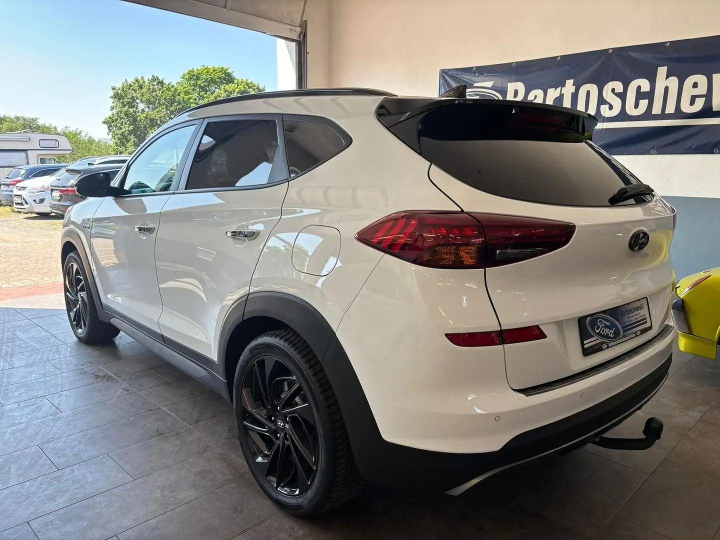 Hyundai TUCSON Style 4WD Weiß - 2