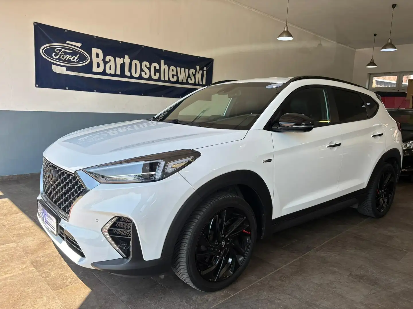 Hyundai TUCSON Style 4WD Weiß - 1