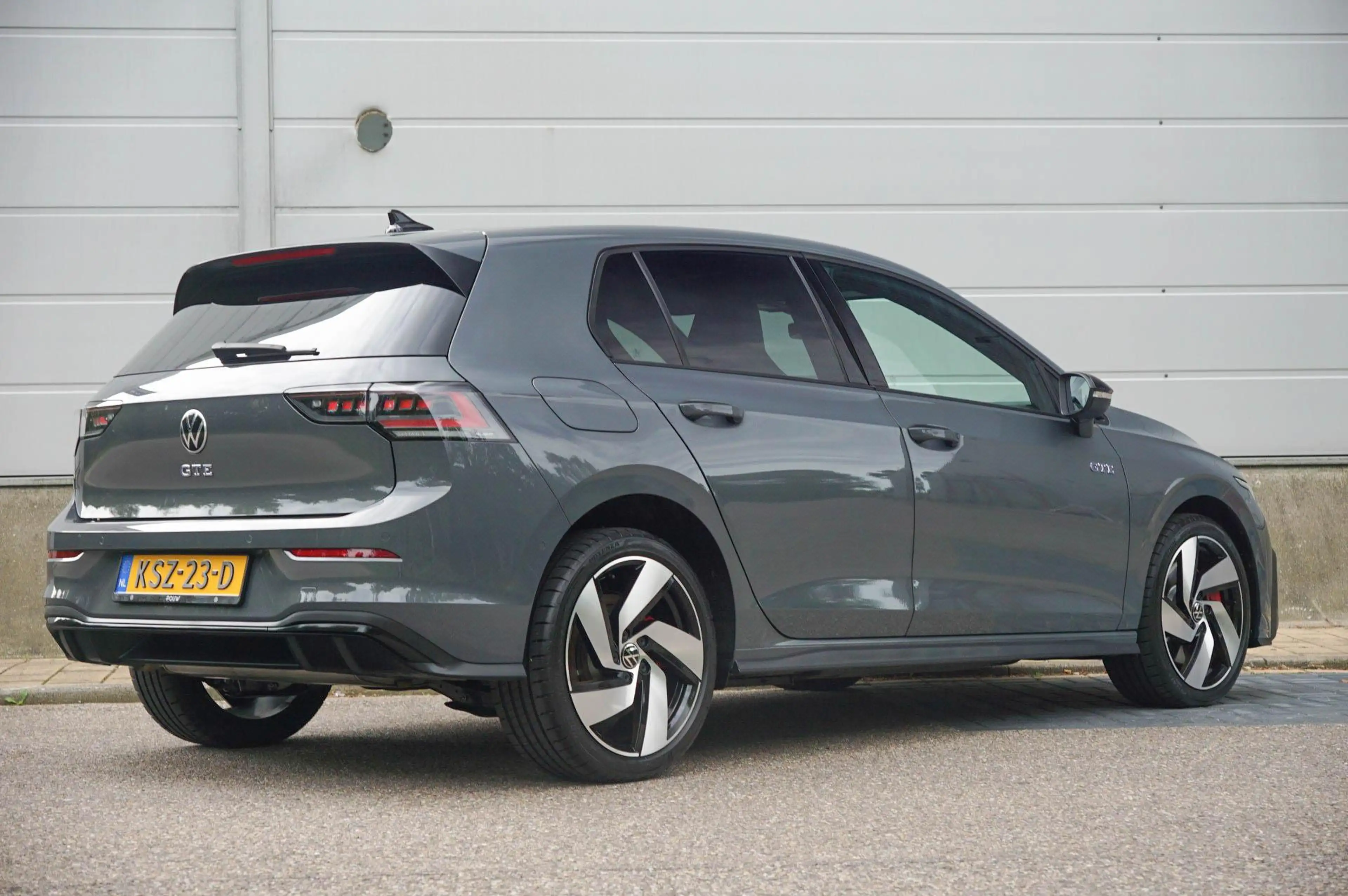 Volkswagen Golf GTE 1.5 eHybrid 272pk | SoH 100% | Panoramadak | Leder — photo 2