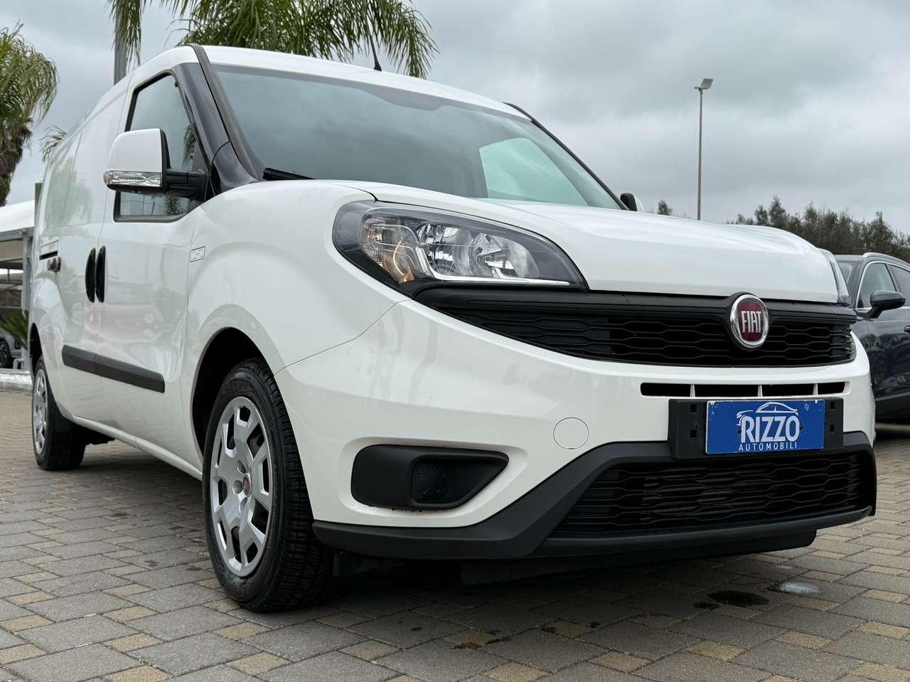 Fiat Doblo 1.6MJT 120CV MAXI 3POSTI NAVI IVA