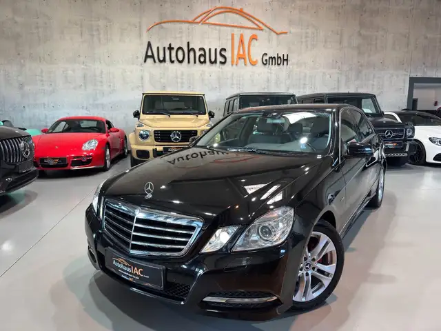 Mercedes-Benz E 200 /E/Limo/CGI/XENON/SHZ/NAVIGATION/RADIO/