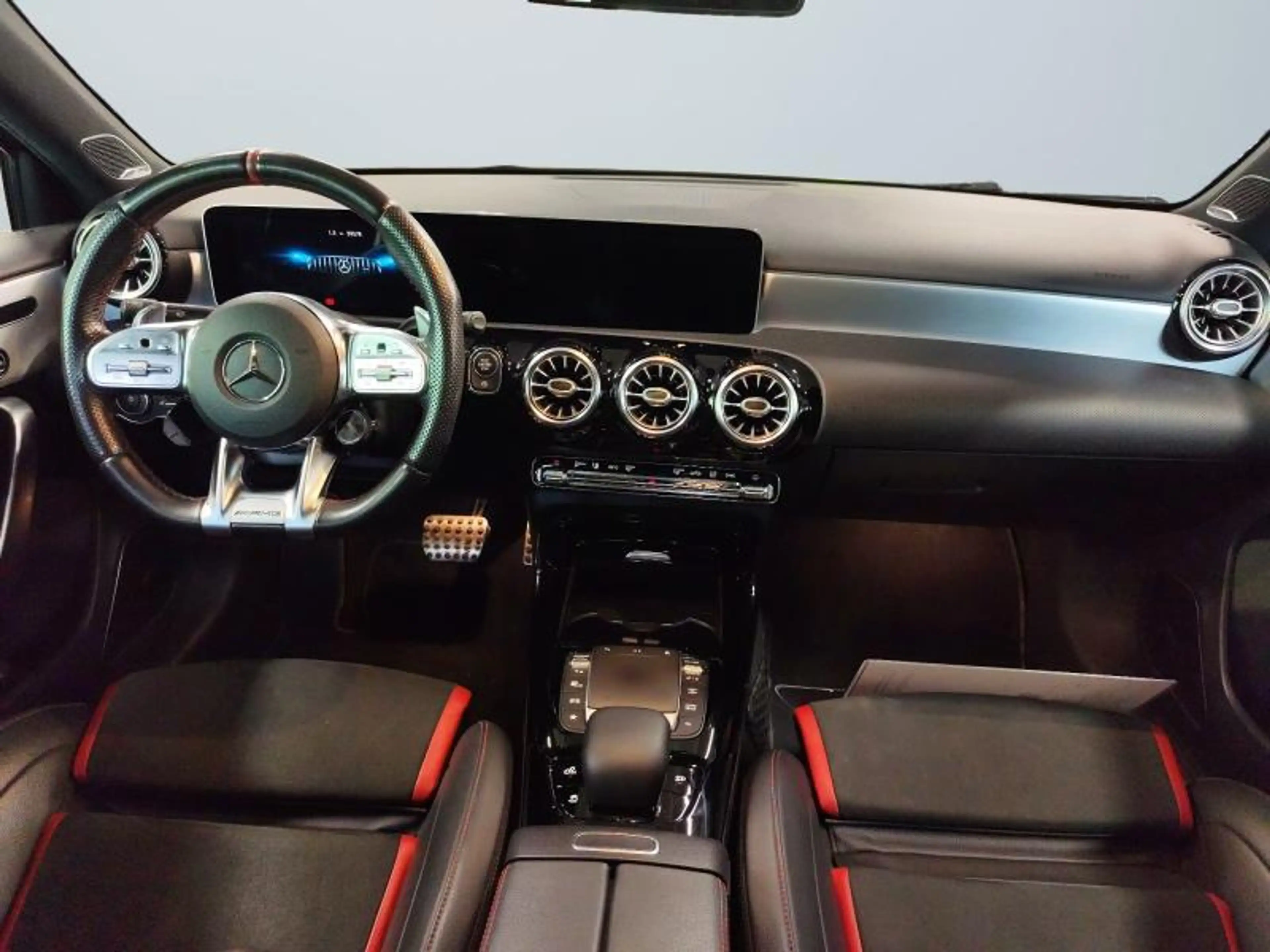 Mercedes-Benz A 45 AMG A 45 AMG — photo 14