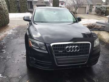 quattro 4dr 2.0L Premium