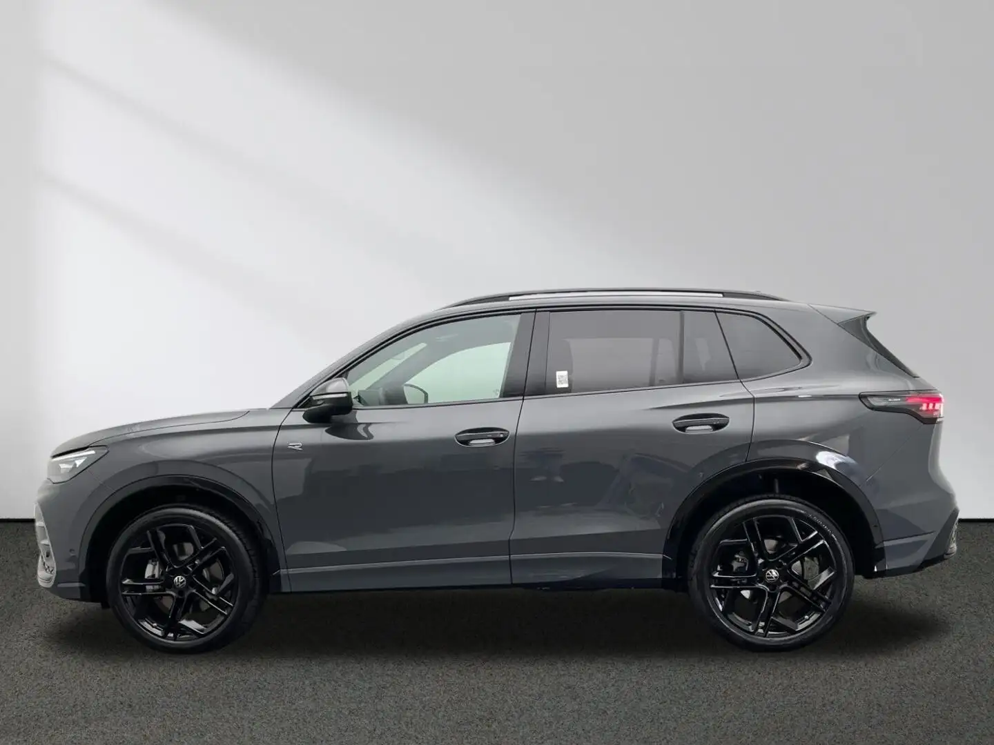 Volkswagen Tiguan R-Line 2,0 l TDI 4M Panorama Matrix-LED Grau - 2