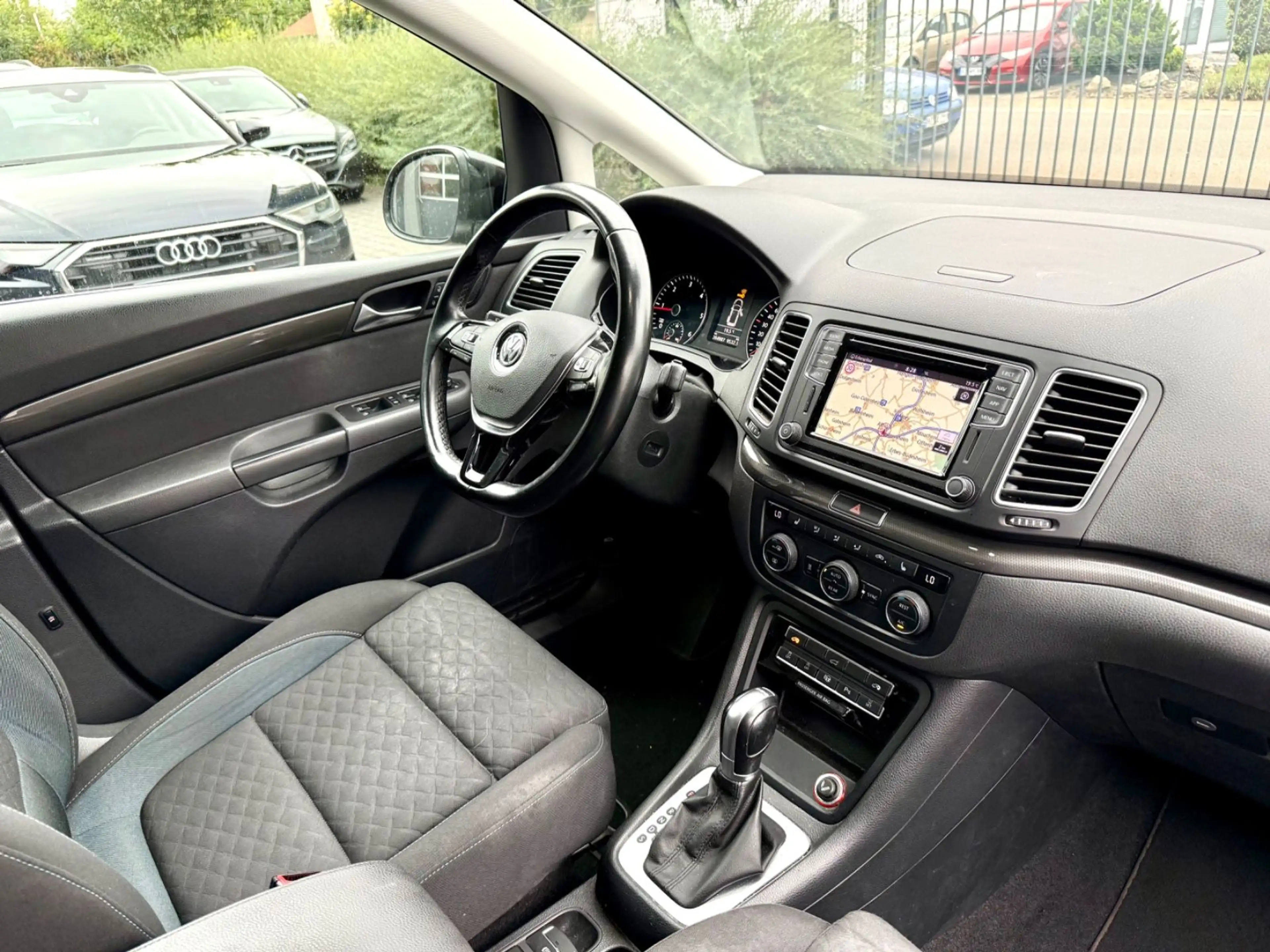 Volkswagen Sharan 2.0 TDI IQ.DRIVE 7-Sitze/AHK/Standheizung — photo 13