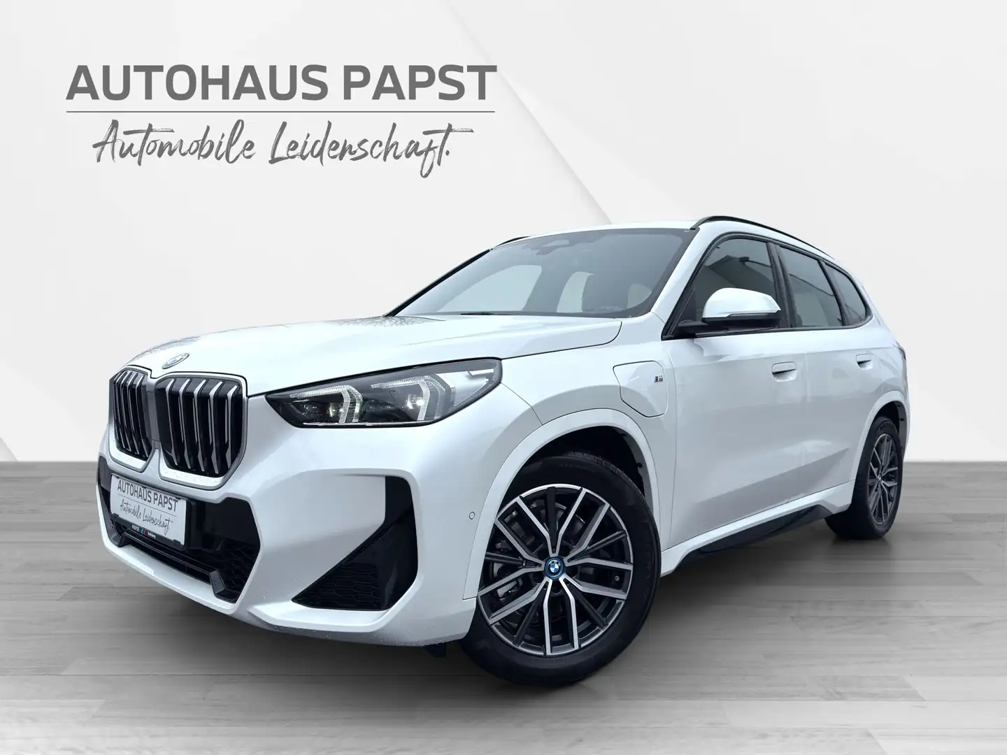 BMW X1 *** HYBRID *** M-SPORT *** GESAMT 245 PS* Weiß - 1