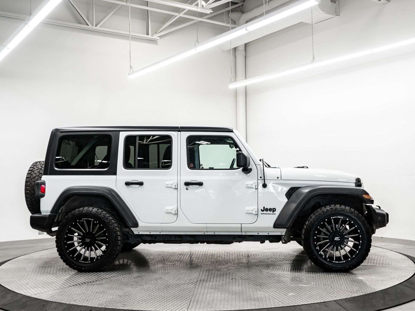 2023 Jeep Wrangler Apple CarPlay, Android Auto, Technology Package — снимка 1