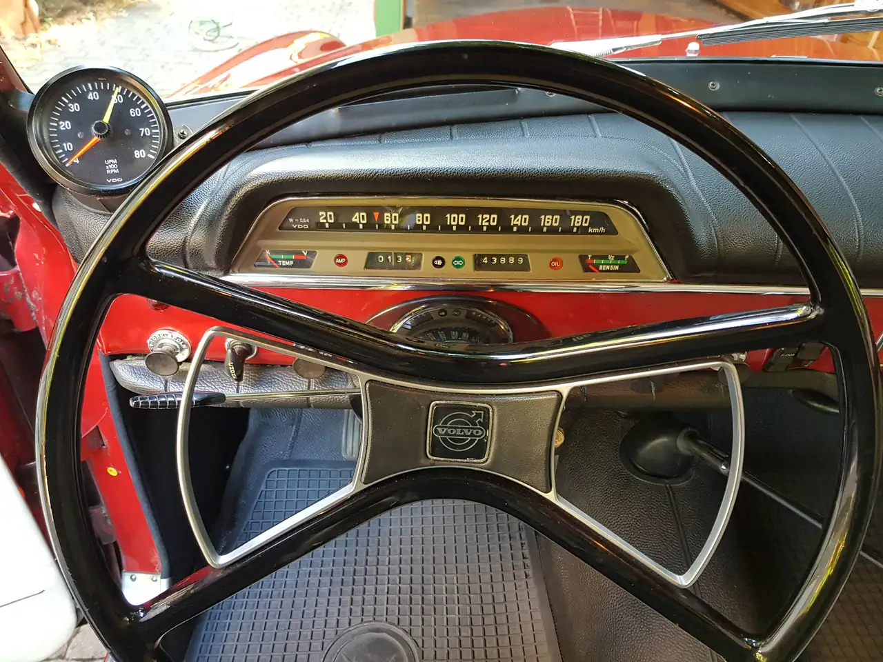 Volvo Amazon P 121 Zweitürige Limousine 1969, foto 3